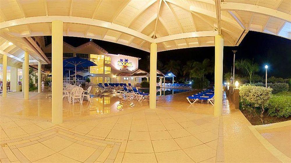 Rooms On The Beach Очо-Ріос Екстер'єр фото
